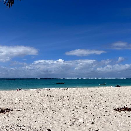 Ocean Blue Aparthotel Ukunda Exterior photo